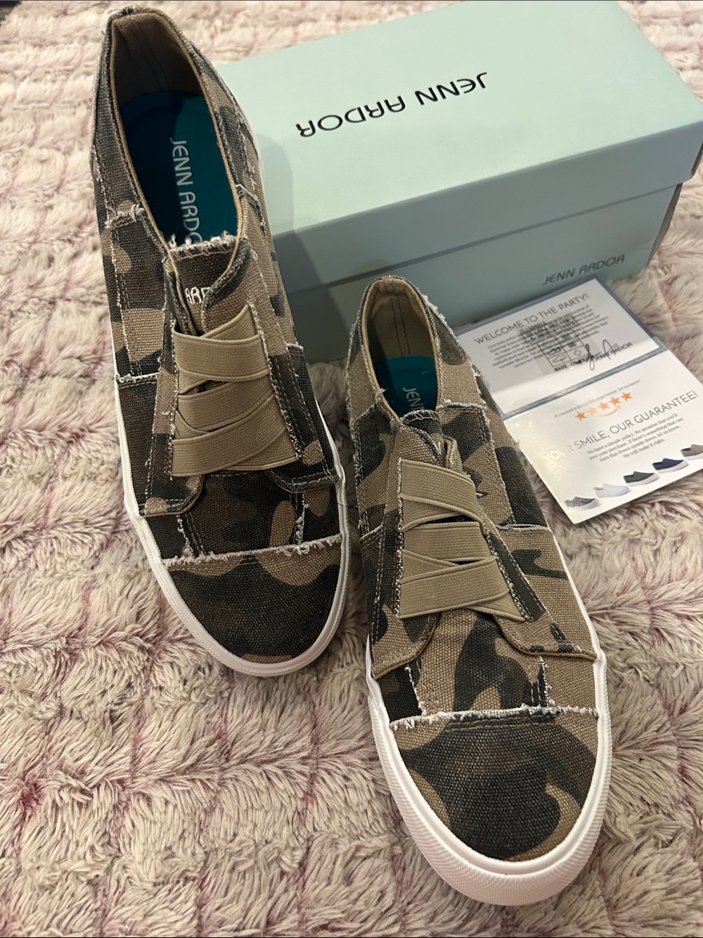 Jenn Ardor Camouflage Canvas Slip-On Sneakers size 8 new